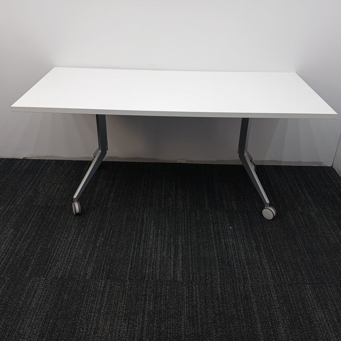 Collaboration Table
