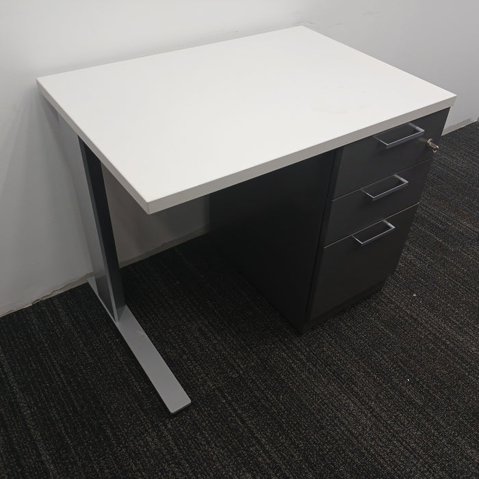 36" Desk