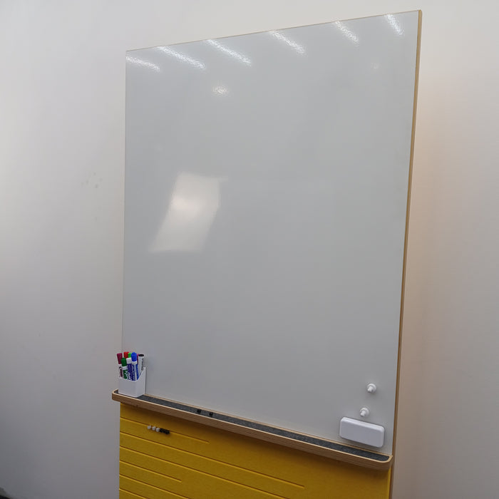 Mobile Whiteboard / Dry Erase / Tackboard