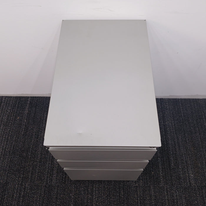 3 Drawer B/B/F Pedestal File Cabinet