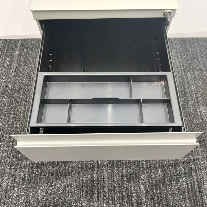 3 Drawer B/B/F Pedestal File Cabinet