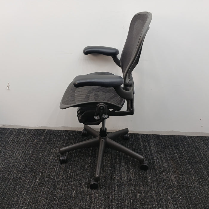 Aeron Office Chair - Size B