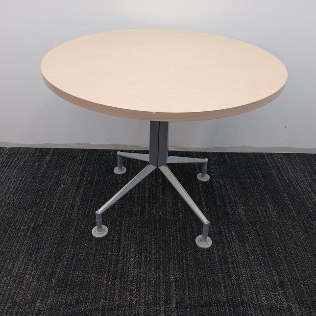 36" Round Table