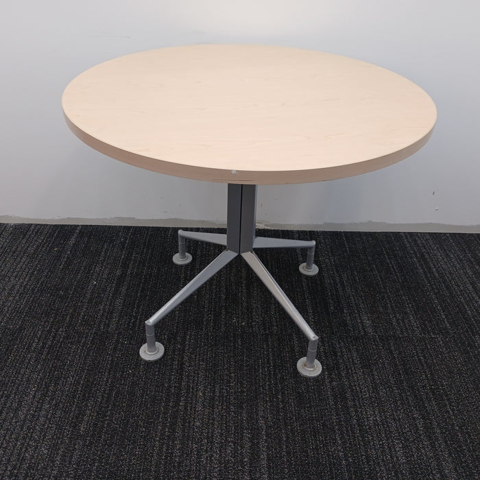 36" Round Table