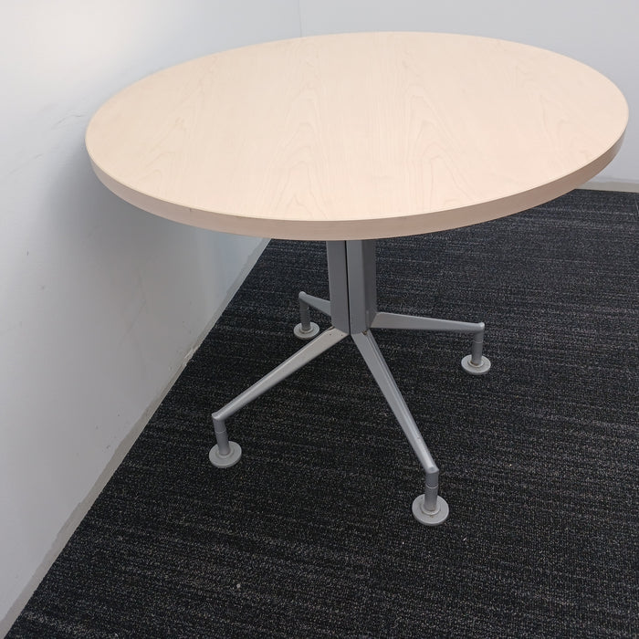 36" Round Table
