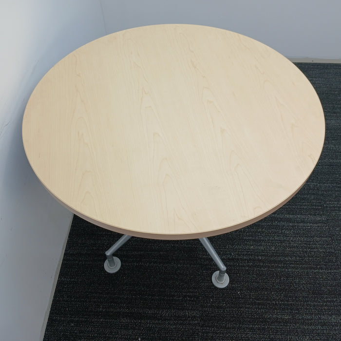 36" Round Table