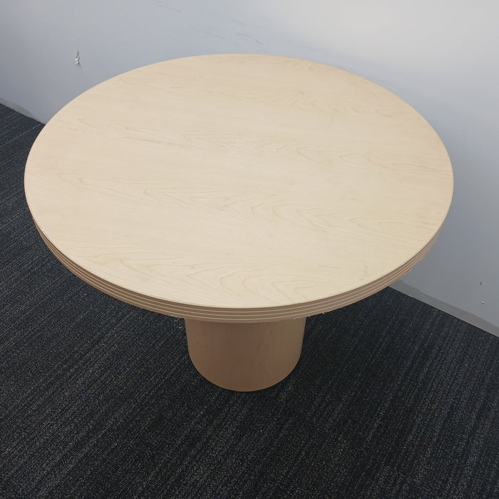 36" Round Table
