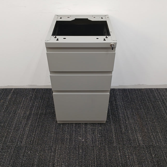 3 Drawer B/B/F Pedestal File Cabinet
