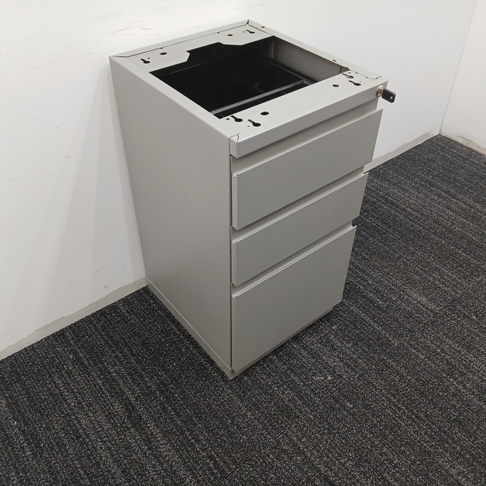 3 Drawer B/B/F Pedestal File Cabinet