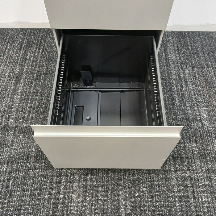 3 Drawer B/B/F Pedestal File Cabinet