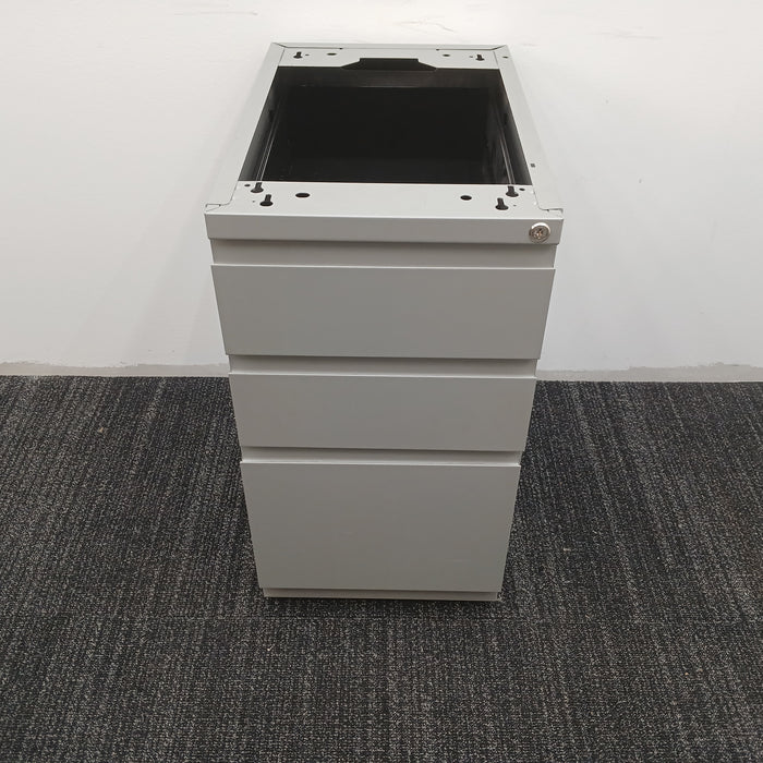 3 Drawer B/B/F Pedestal File Cabinet