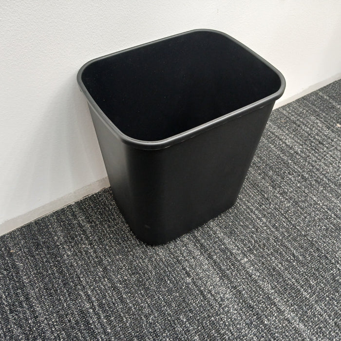 Trash can