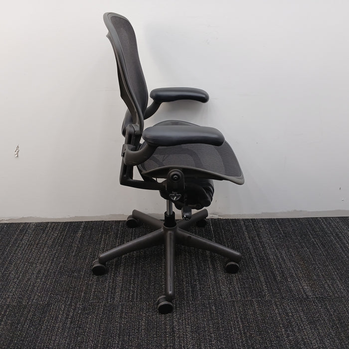 Aeron Office Chair - Size B