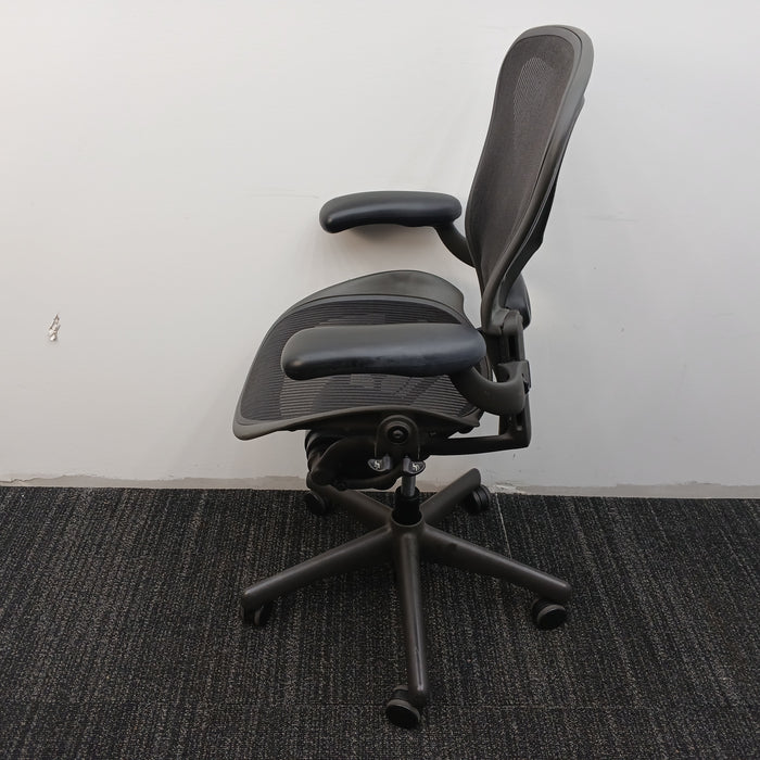 Aeron Office Chair - Size B