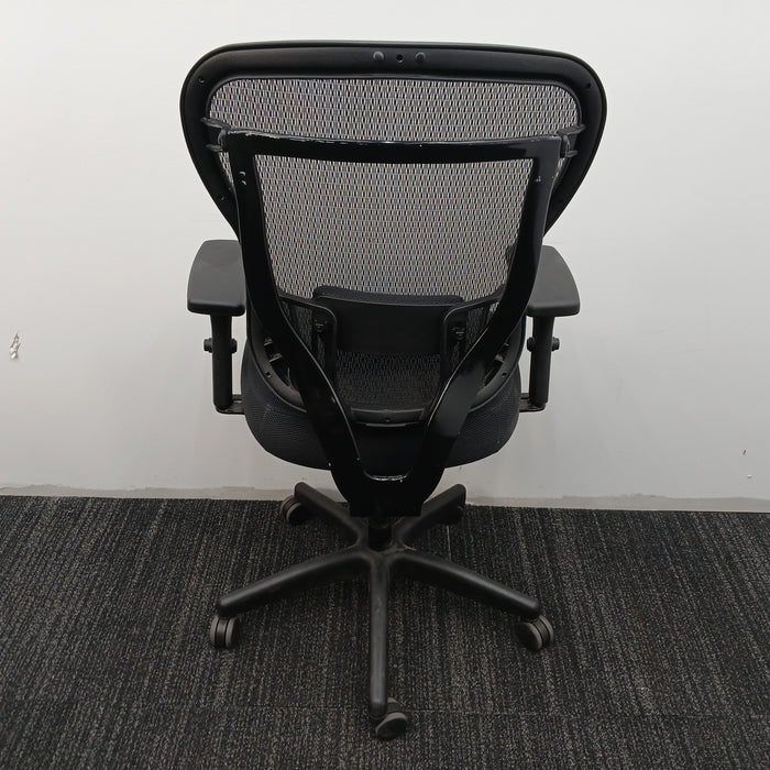 Rika Office Chair