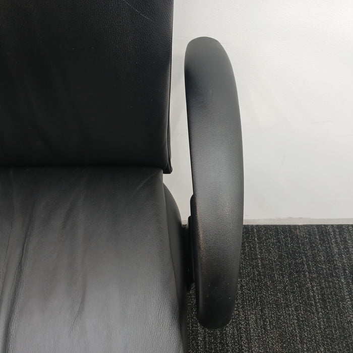 Executive Desk Chair