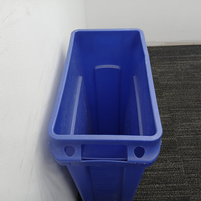 Slim Jim Recycling Can