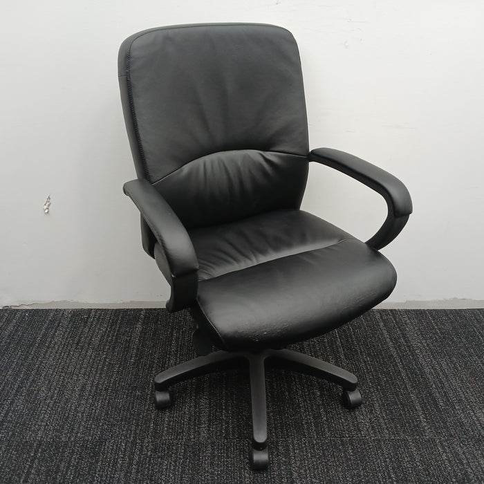 Executive Desk Chair