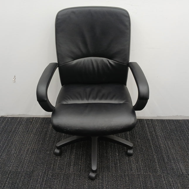 Executive Desk Chair