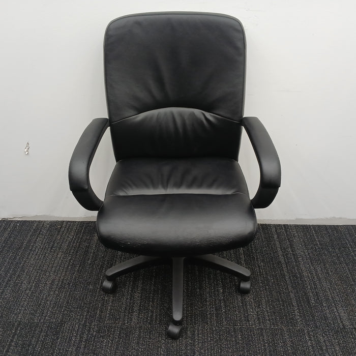Executive Desk Chair