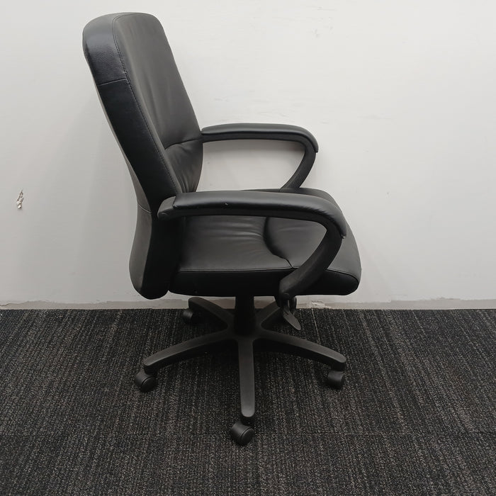 Executive Desk Chair