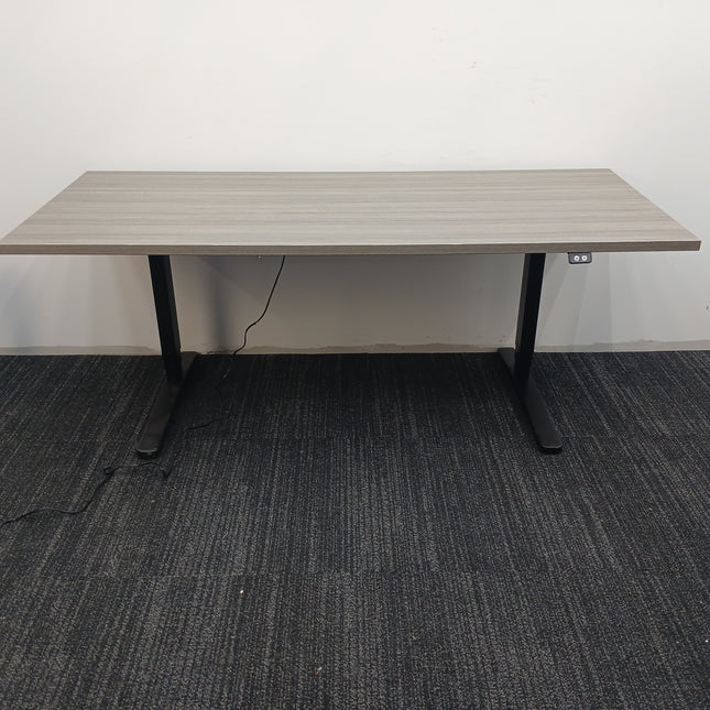 71" Standing Desk