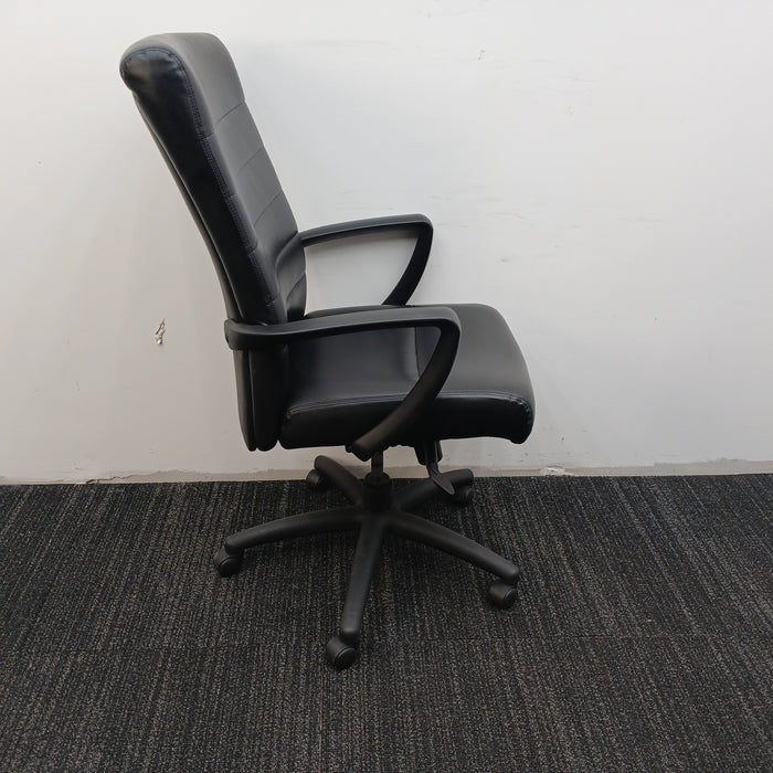 Executive Desk Chair