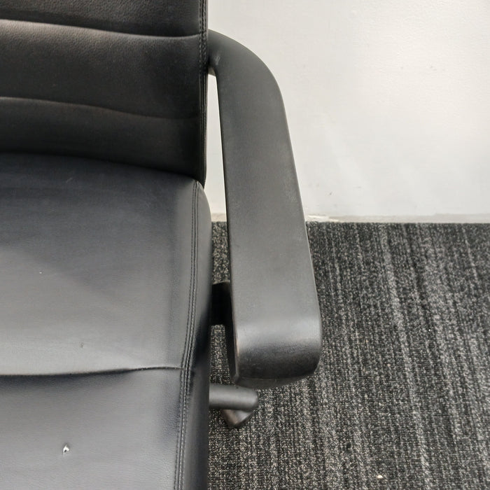 Executive Desk Chair