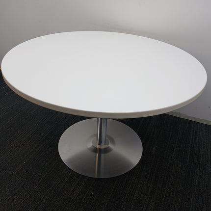 48" Round Table
