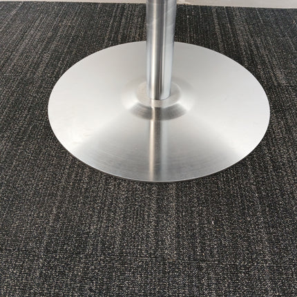 48" Round Table