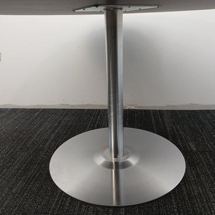 48" Round Table