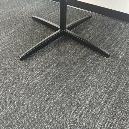 48" Round Table