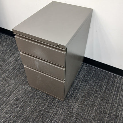 3 Drawer B/B/F Pedestal File Cabinet
