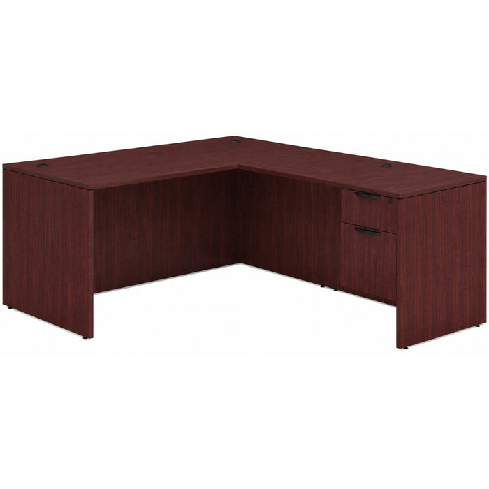 Classic 30x66"single BF ped desk w/47"return MAH