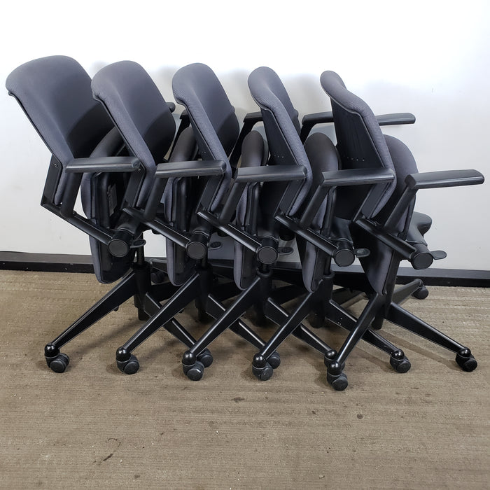 Nesting Conference Chair