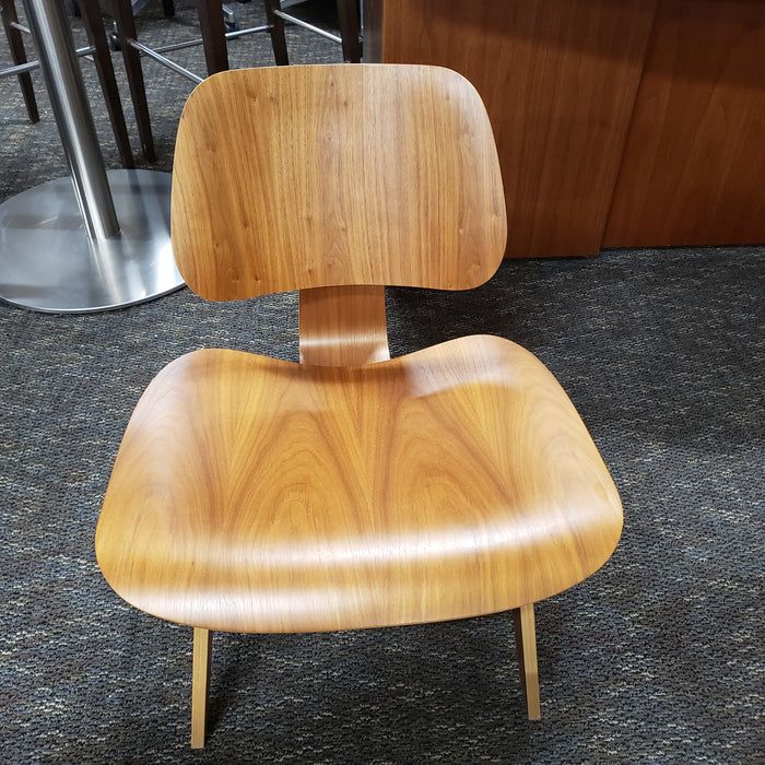 Mid Century Modern LCW Lounge Chairs and Table by Eames for Herman Miller