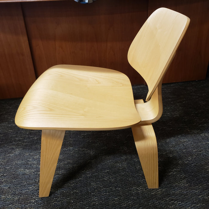 Mid Century Modern LCW Lounge Chairs and Table by Eames for Herman Miller