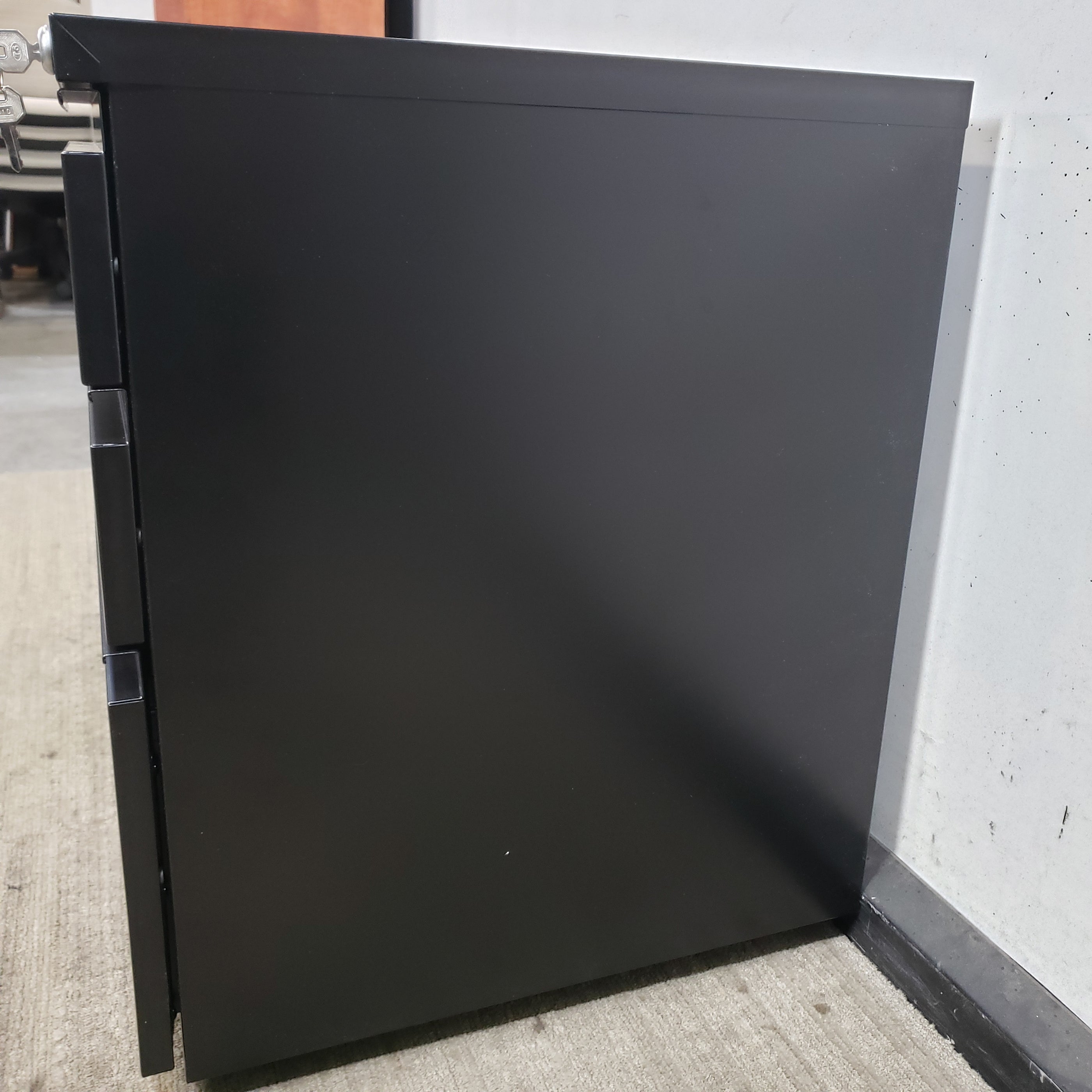 3 Drawer Rolling Pedestal File Cabinet - New! | Used office furniture ...