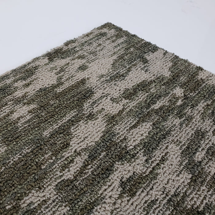 Carpet Tile - 558 Square Feet